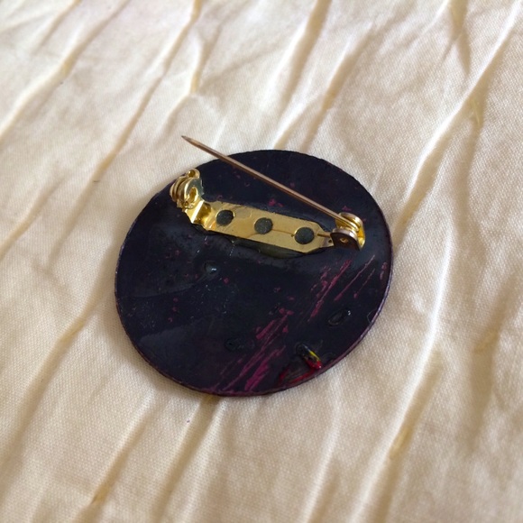 Hand Painted Abstract Design Pin Brooch - Picture 6 of 8